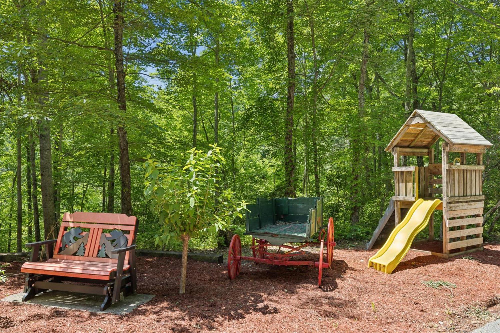 Southern Oak At Chalet Village - 5 Minutes From Gatlinburg And National Park المظهر الخارجي الصورة